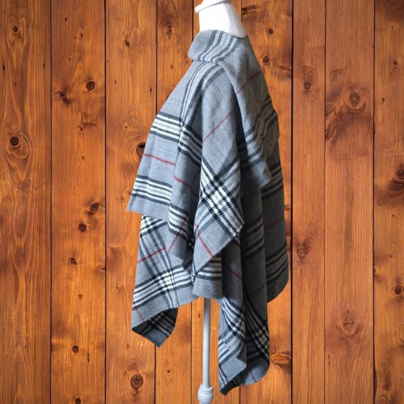 Gray Plaid Scarf Wrap Shawl Classic One Size Soft Comfy Cozy - Picture 5 of 7